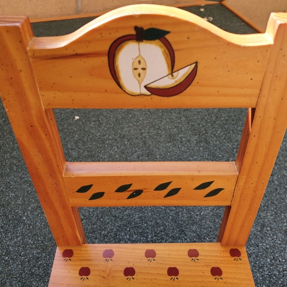 Miniature Chair - Doll Furniture - Picture 4 of 9